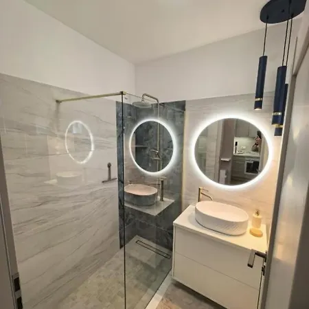 Enidor Wellness Appartement *